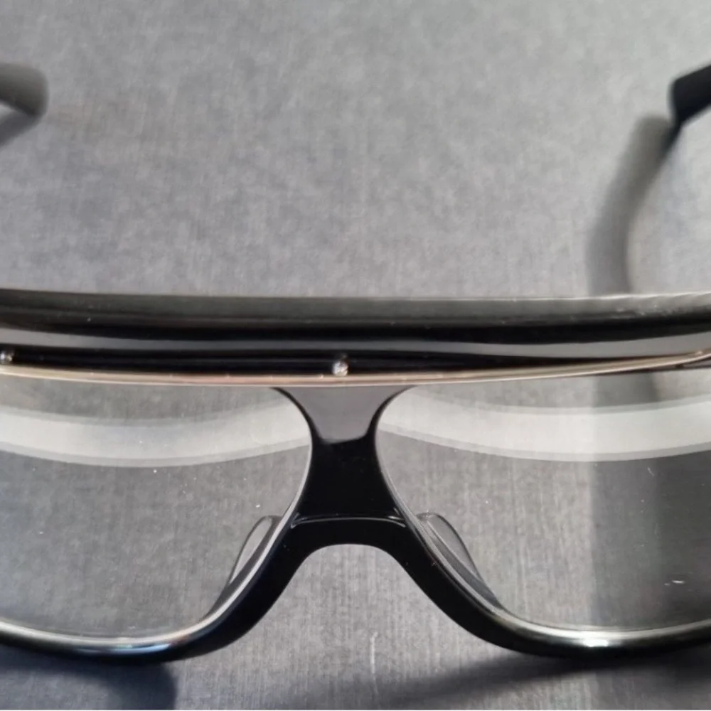 Tom Ford Rellen - Picture 14 of 17